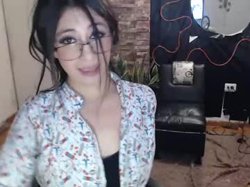 Ela_Foxyy Chaturbate stream image from December 19, 2024
