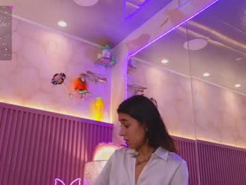 Emiiscoot_1 Chaturbate stream image from December 19, 2024
