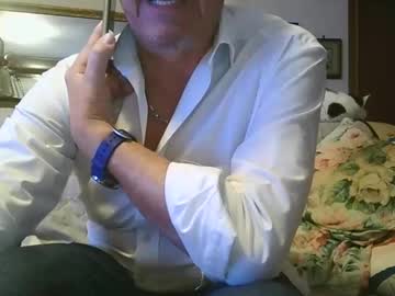 Gyrdy Chaturbate stream image from December 19, 2024