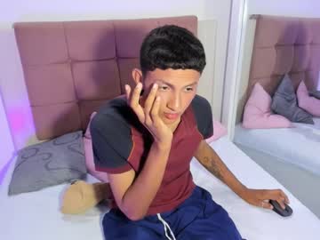 James_Blanco Chaturbate stream image from December 19, 2024