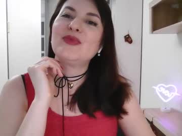 Lavender_Victoria Chaturbate stream image from December 19, 2024