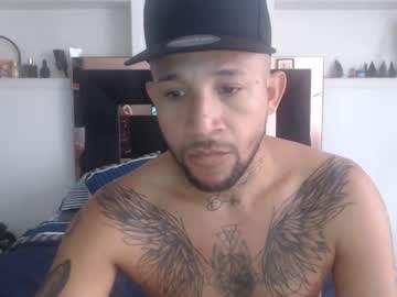 _Leandrofox Chaturbate stream image from December 19, 2024