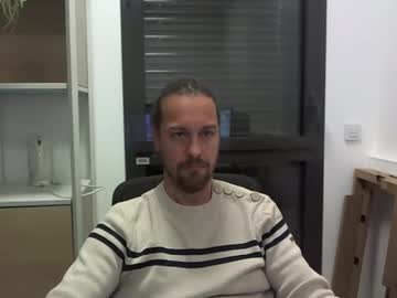 Moi9876543210 Chaturbate stream image from December 19, 2024
