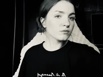 Paige_Coyness Chaturbate stream image from December 19, 2024