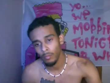 Papaskinny Chaturbate stream image from December 19, 2024