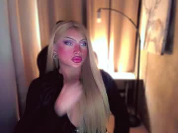 Queenarthalia Chaturbate stream image from December 19, 2024