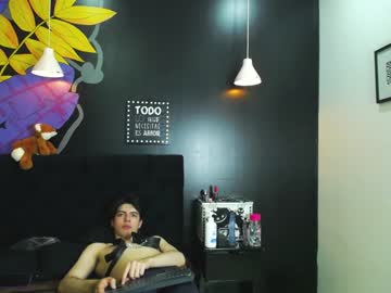 Sakuraanddemon Chaturbate stream image from December 19, 2024