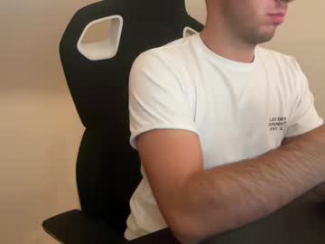 Steav94 Chaturbate stream image from December 19, 2024