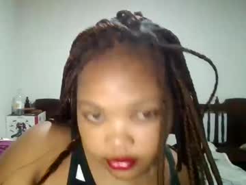 Thick_Paris Chaturbate stream image from December 19, 2024