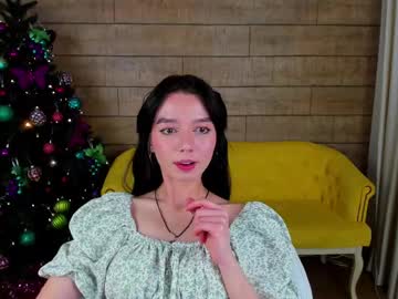 Vanessavien Chaturbate stream image from December 19, 2024