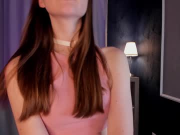 Bigredbuttonssss Chaturbate stream image from December 19, 2024