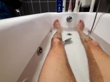 Bisexdadd Chaturbate stream image from December 19, 2024