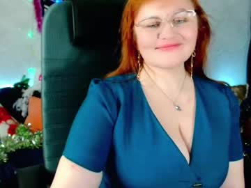 Doraross Chaturbate stream image from December 19, 2024