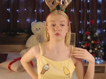 Elsacarterr Chaturbate stream image from December 19, 2024