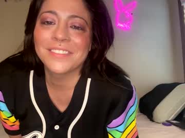 Freyanovia69 Chaturbate stream image from December 19, 2024