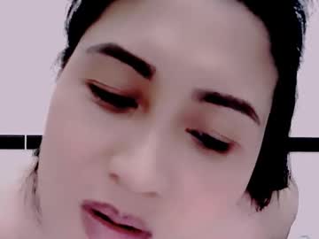 Luckylu01 Chaturbate stream image from December 19, 2024