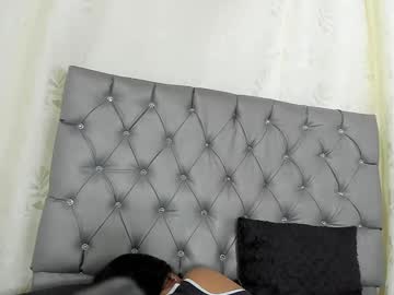 Luna_Evaa Chaturbate stream image from December 19, 2024