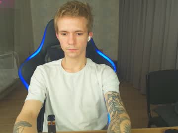 Max_Gen Chaturbate stream image from December 19, 2024
