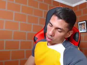 Adan_Sin1 Chaturbate stream image from December 19, 2024