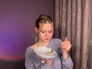 Britney__Sparkle Chaturbate stream image from December 19, 2024