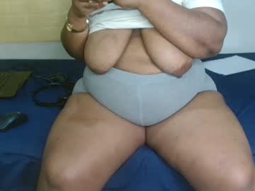 Chubby_Chick9 Chaturbate stream image from December 19, 2024