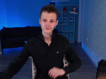 Darling__Oliver Chaturbate stream image from December 19, 2024