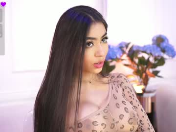 Elasummeer Chaturbate stream image from December 19, 2024