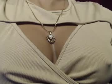 Lick_My_Tits22 stream image from December 19, 2024