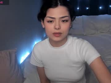 Monika_Moores Chaturbate stream image from December 19, 2024