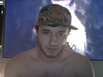 Averyequipment Chaturbate stream image from December 19, 2024