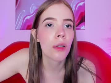 Bunnyleahxxx Chaturbate stream image from December 19, 2024