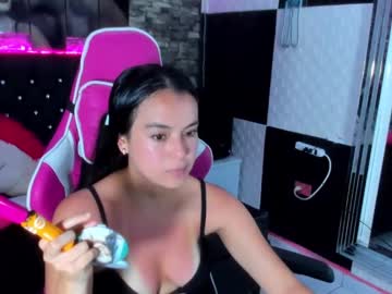 Fallon_Carringtonx Chaturbate stream image from December 19, 2024