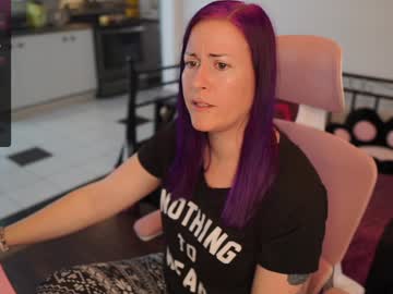 Gennyrock Chaturbate stream image from December 19, 2024
