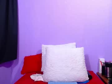 Hazel_34 Chaturbate stream image from December 19, 2024