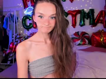 Hottiesteverly Chaturbate stream image from December 19, 2024