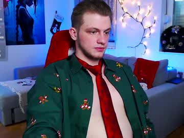 Master_Silver_Hand Chaturbate stream image from December 19, 2024