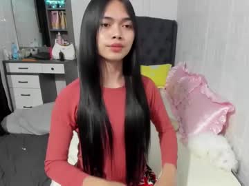 Naughty_Emmats Chaturbate stream image from December 19, 2024