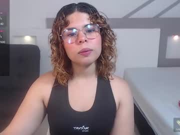 Roseevans3 Chaturbate stream image from December 19, 2024