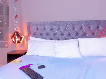 1emily_ Chaturbate stream image from December 19, 2024