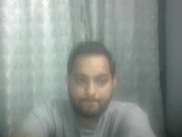 Adudeandsexy Chaturbate stream image from December 19, 2024