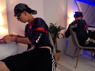 Alessio_Parker Chaturbate stream image from December 19, 2024