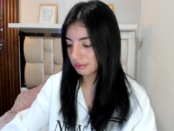 Antonella__Rouse Chaturbate stream image from December 19, 2024