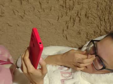 Candylady136 Chaturbate stream image from December 19, 2024