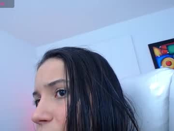 Chiqui_Milk_ Chaturbate stream image from December 19, 2024
