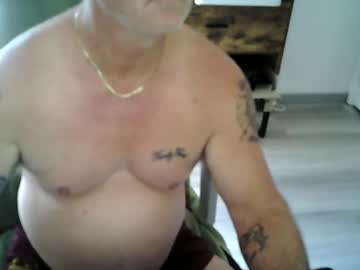 Coolasice2022 Chaturbate stream image from December 19, 2024