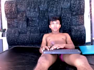 Cris_Vega_ Chaturbate stream image from December 19, 2024