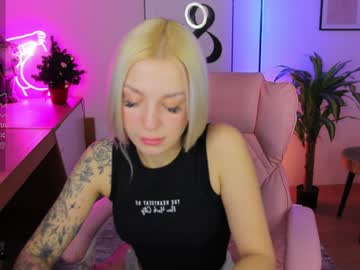 Crystal__Barbie Chaturbate stream image from December 19, 2024