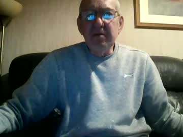 Discovery63 Chaturbate stream image from December 19, 2024