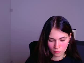 Elsa_Mur Chaturbate stream image from December 19, 2024