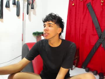Harry_Latinboy Chaturbate stream image from December 19, 2024